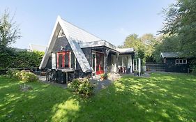 Elegant Villa With Garden And Terrace